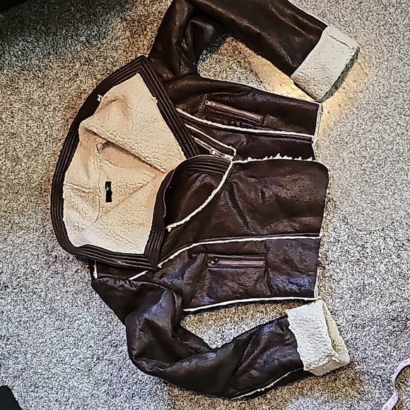 STUNNING RYU brown shearling crop bomber jacket - Picture 3 of 11